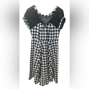 Torrid Houndstooth Plaid Midi Mesh Swing Dress 12  Women's Black White